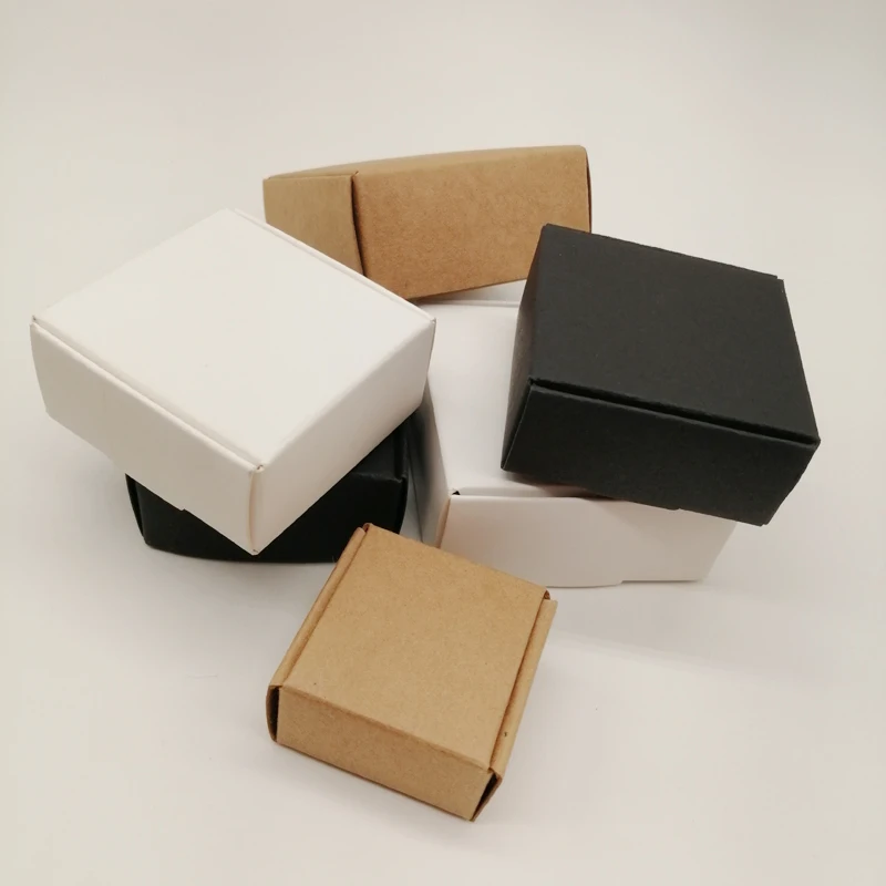 100ks White/Black/kraft Papier Darčeka Kraft Papier Box pre Darčeky, Narodeninová Párty Svadobné Koláčiky Box Úložný Box Balenie Veľkoobchod