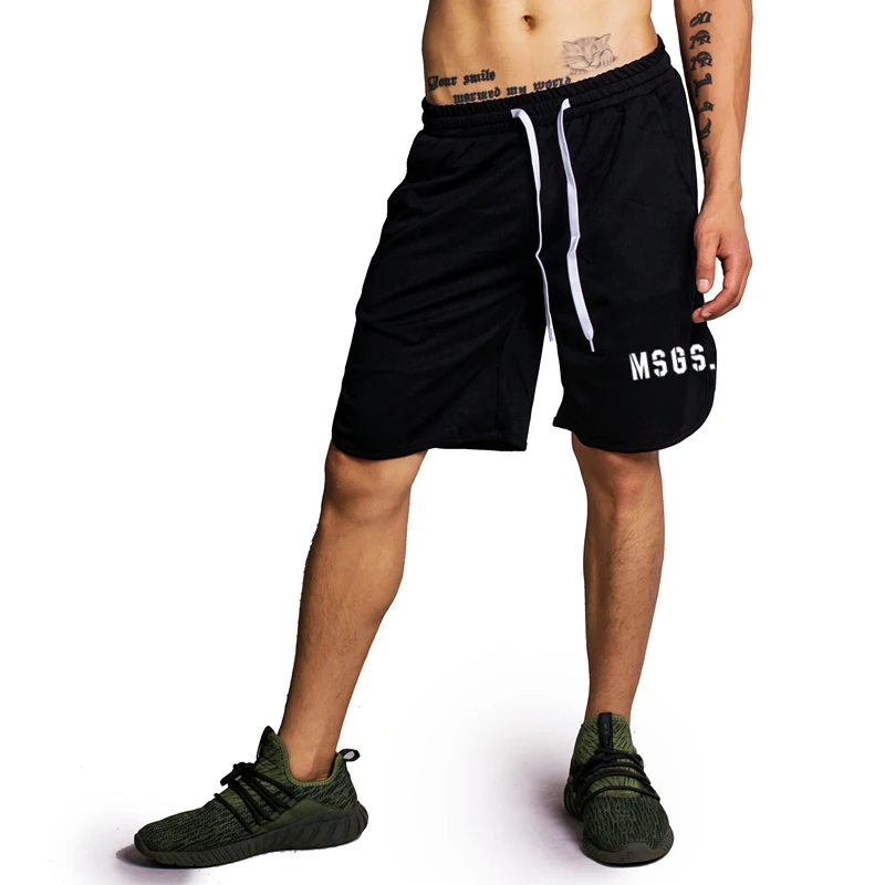 2020 Leto značky fitness šortky mužov koleno dĺžke kulturistike bermudy cargo aktívne šortky Joggers telocvične cvičenia potu krátke nohavice