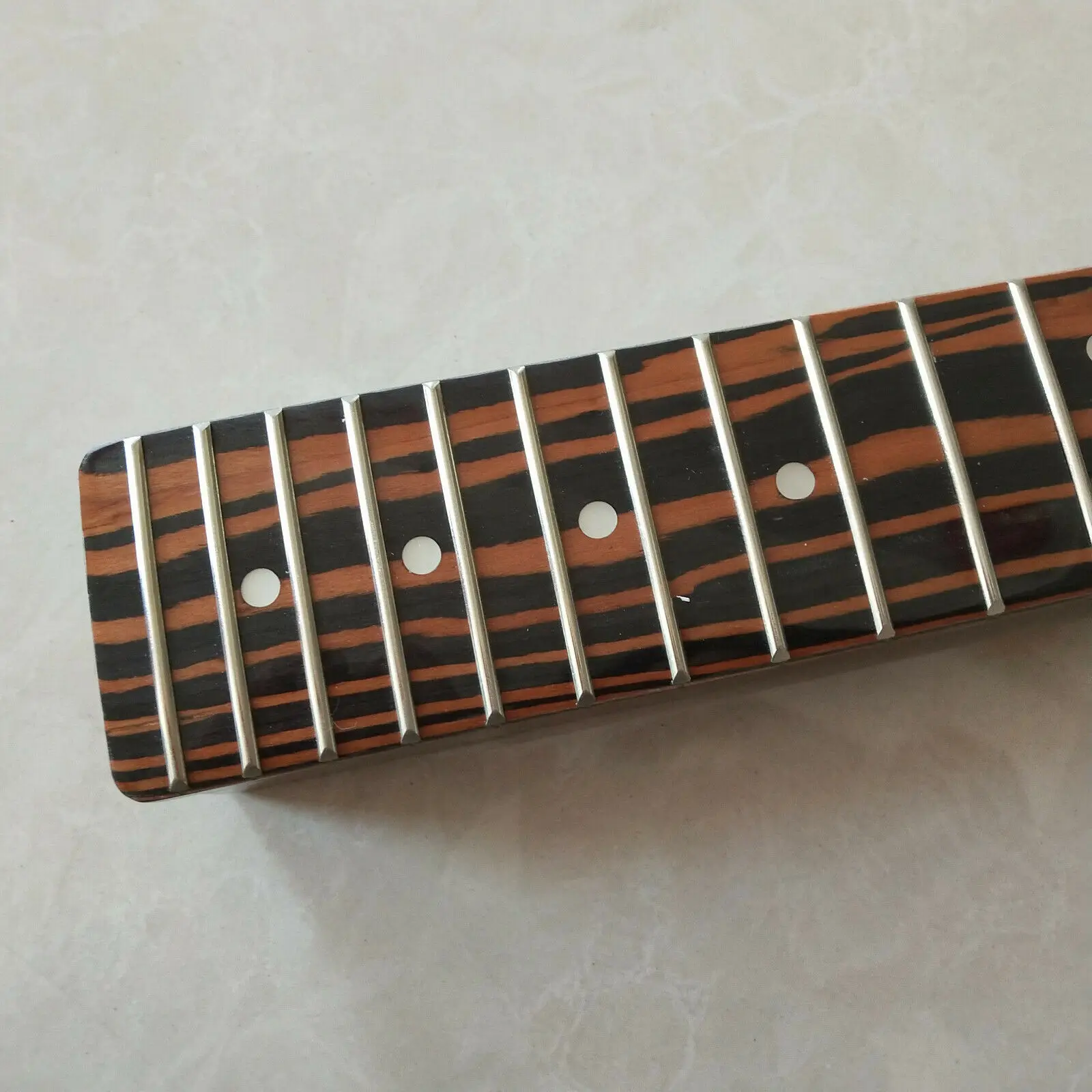 22 pražcov Zebra dreva elektrická gitara krku pre Strat štýl Elektrická Gitara časť