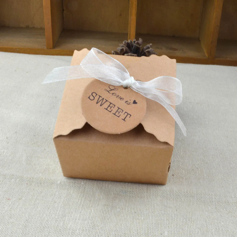 50pcs Biela/Kraft Mini Kraft Papier Box Vintage DIY Svadobné Prospech Darčeka Malé Jednu Tortu Candy Boxy Balení So Stuhou