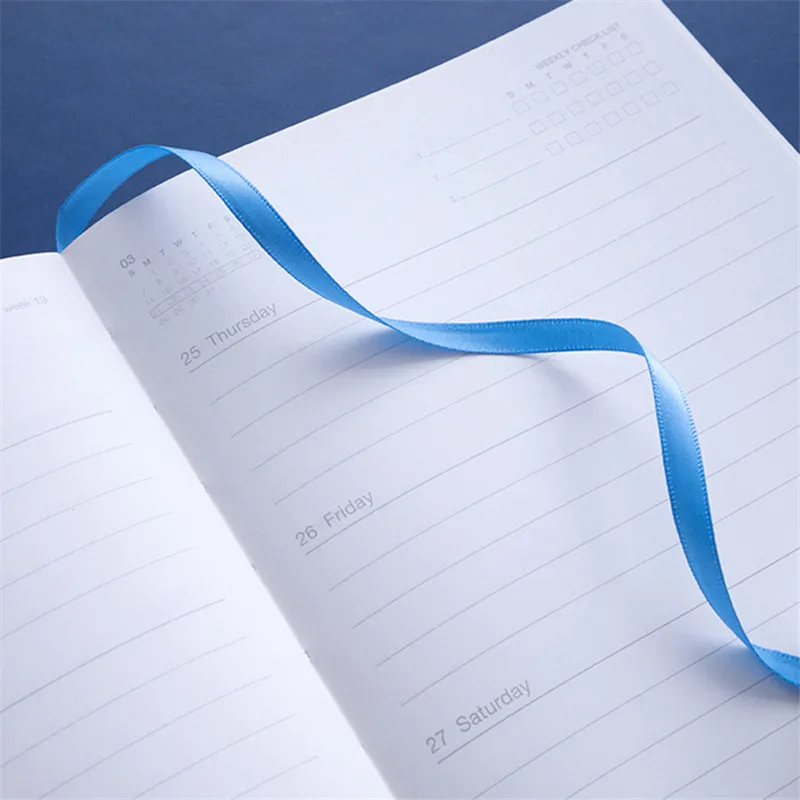 Anglický Program 2021 Plánovač Organizátor A5 Denník, zápisník a Vestník Mesačné Týždenný program poznámkový blok Poznámka Knihu Roka Denný Kalendár Plán