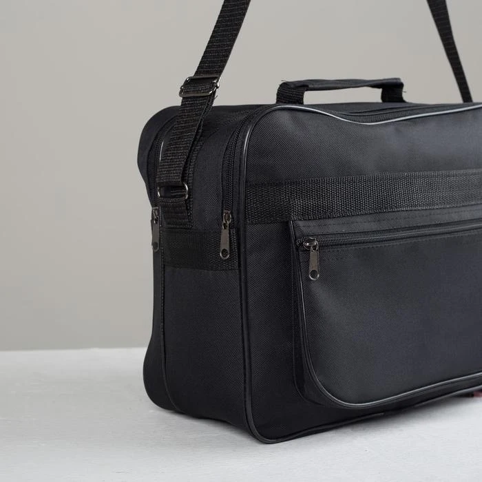 Business taška, oddiel na zips, vonkajšie vrecko na zips, dlhý pás, farba čierna