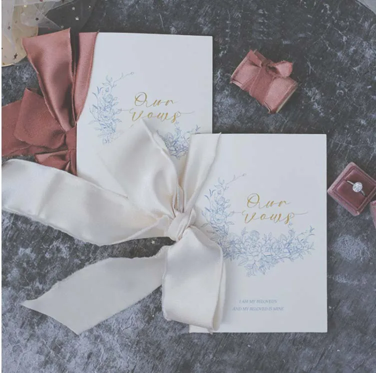 Doprava zadarmo 2 knihy naše sľuby svadobné prospech Foto rekvizity nevesta a ženích prísahu karty romantický gold list ružová modrá biela stuha