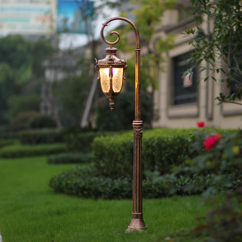 Európska krajina, svetlo záhrade trávnik nepremokavé bronz klasické čierne vonkajšie post lampa Dvore Vily koridoru svetlo vintage ulici