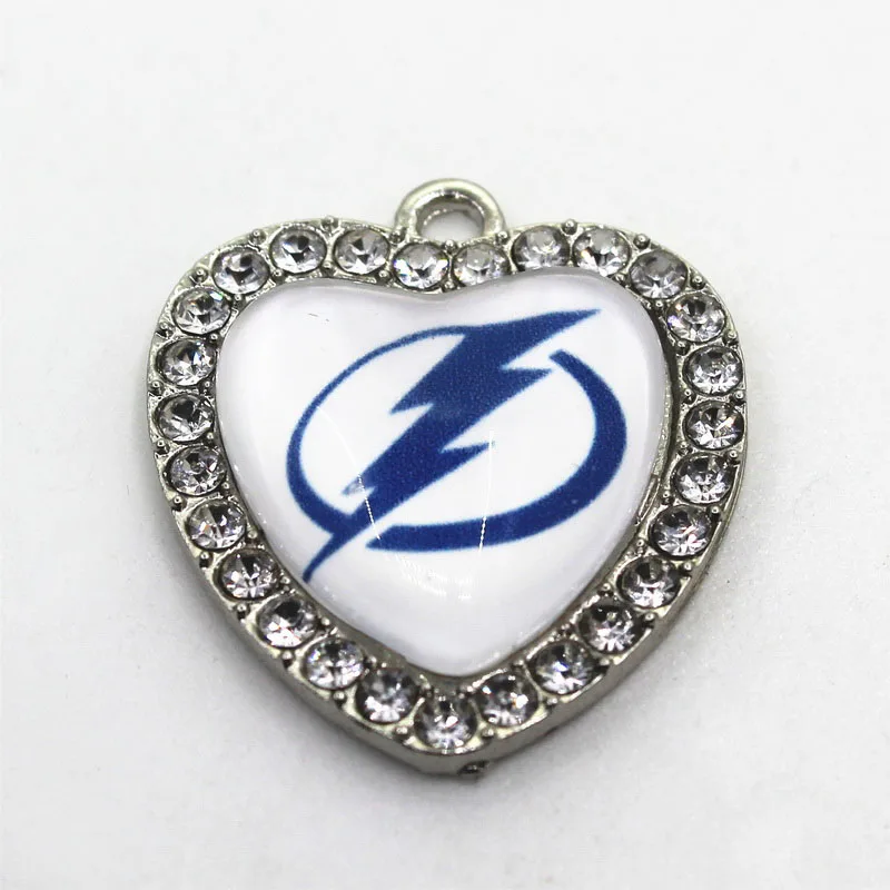 Hokejový Tím Lightning Krištáľové Srdce 10pcs Visieť Charms DIY Šperky Príslušenstvo Závesné Plávajúce Ľadový Hokej Športové Charms