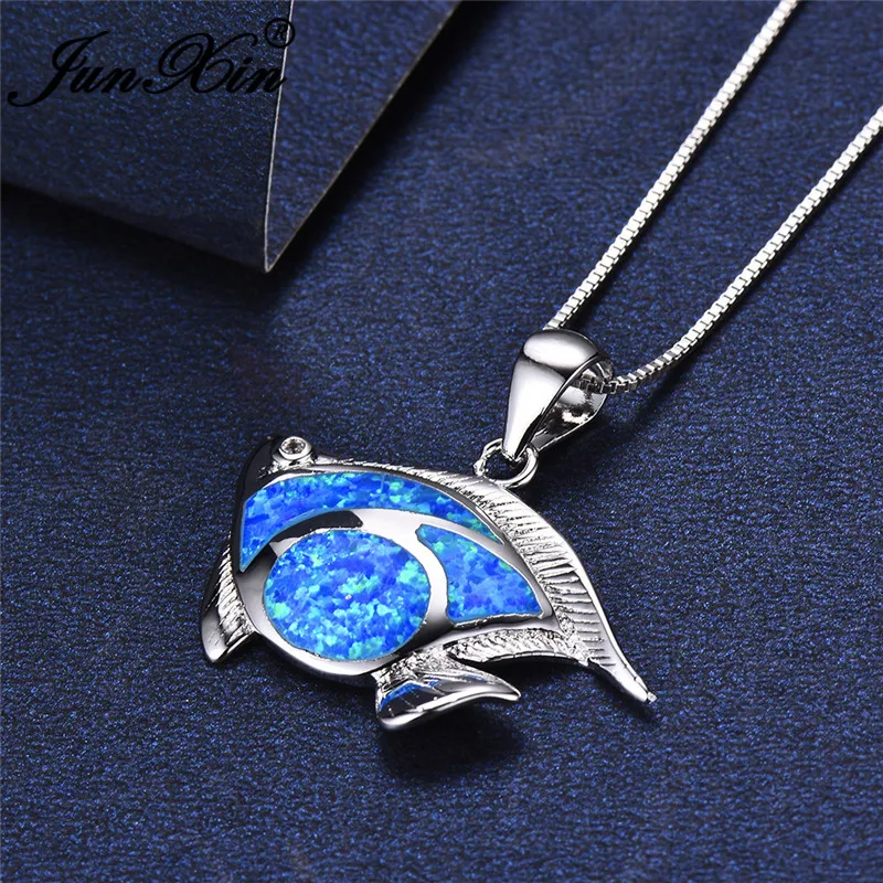 JUNXIN Ocean Blue Fire Opal Ryby Prívesok Náhrdelníky Pre Ženy, Mužov, Strieborná Farba Mystické Birthstone Svadobný Náhrdelník