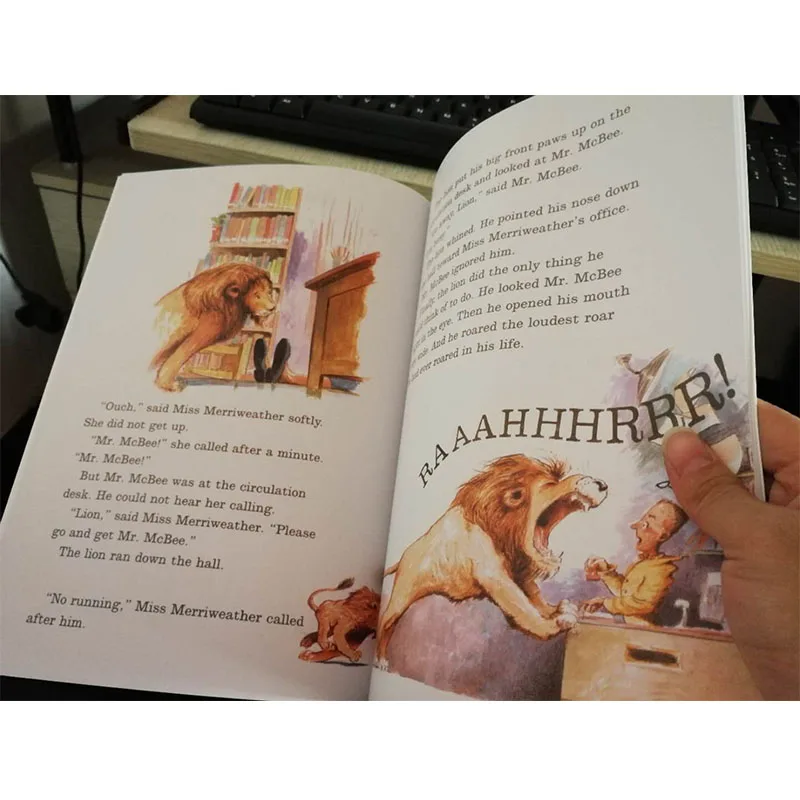 Knižnica Lev Prostredníctvom Michelle Klaus Vzdelávacie Anglický Obrázkové Knihy, Učenie Karty Príbeh Knihy Pre Malé Deti Deťom Darčeky