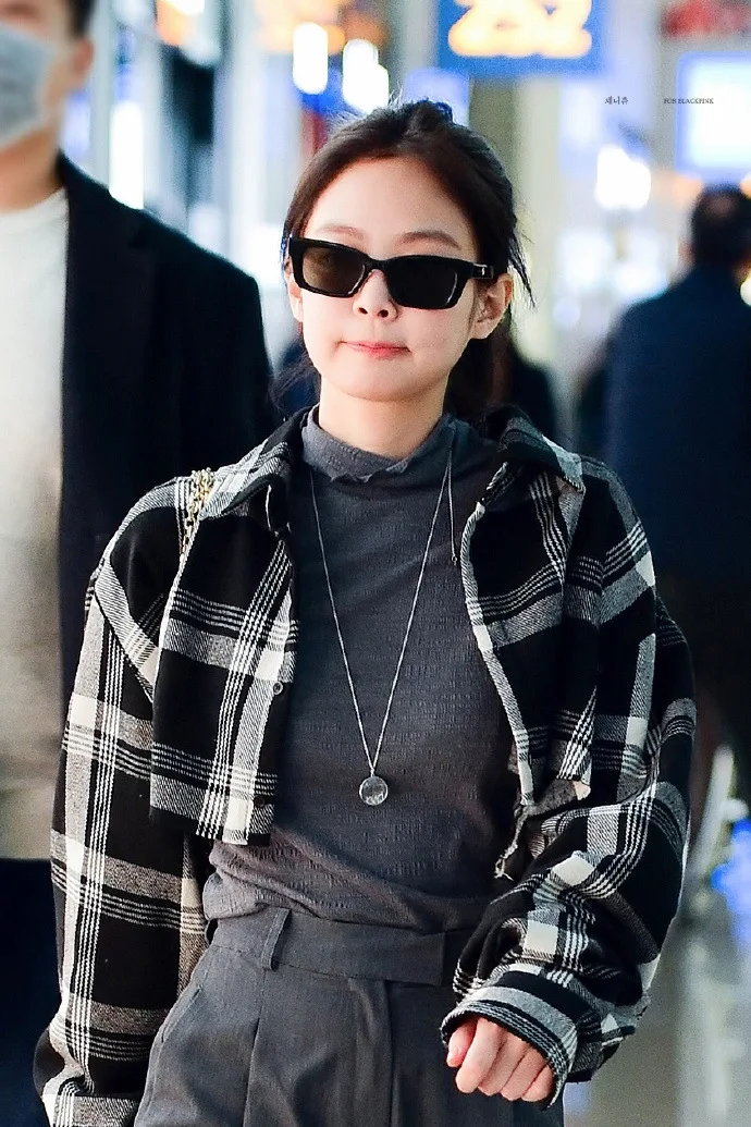 Kpop kórejský Celebrity retro koberčeky klope krátke tričko +šedá Turtleneck dlho puzdre tričko voľné nohavice nohavice ženy nastaviť