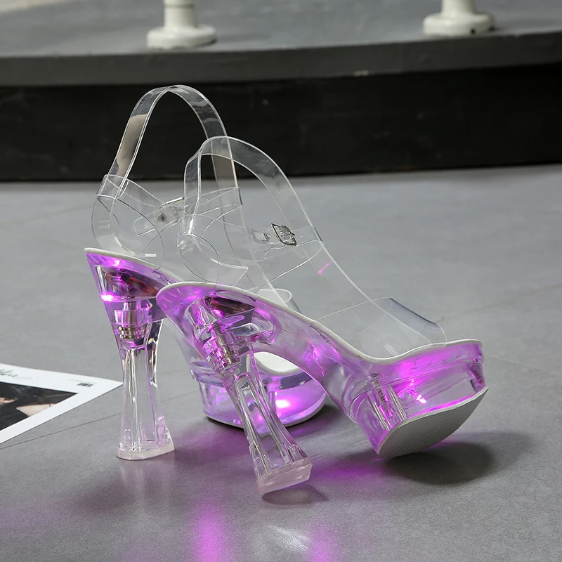 Letné Topánky na platforme Sandále Sandalias mujer 2019 Transparentné Podpätky 6 Farebný Štvorec Päty Ženy Sandále Svetlo Žiariace Topánky