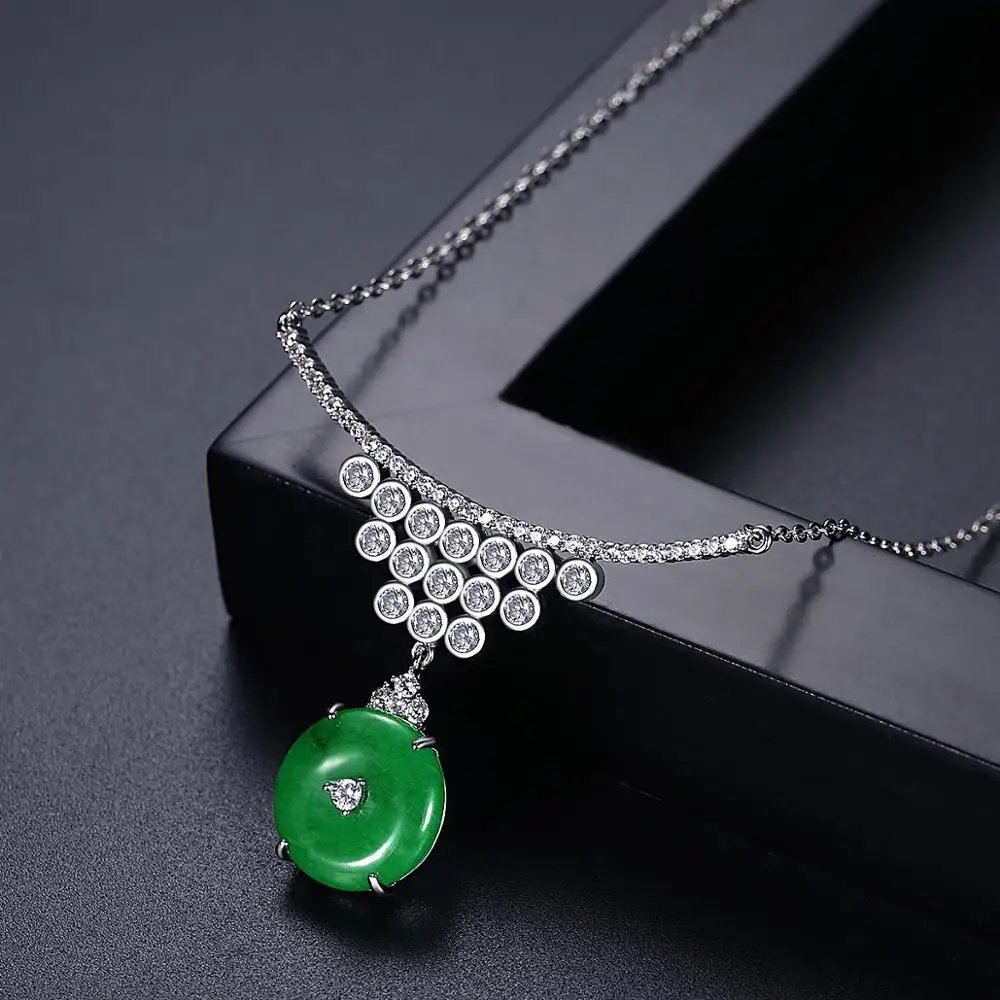 LUOTEEMI Zeleného Kameňa Náhrdelník Prívesok pre Ženy Kubický Zirkón Retro Mince Tvarované Módne Šperky, Vianočné Darčeky