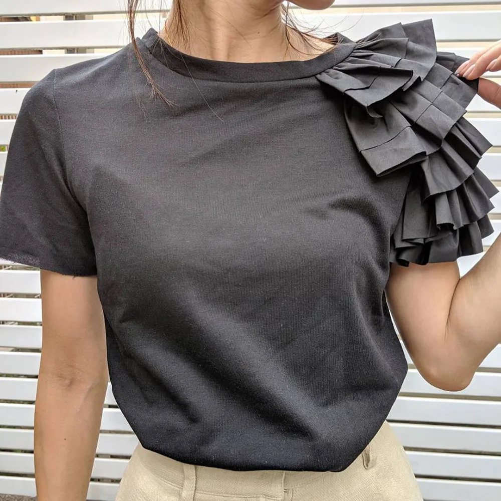 Minimalizmus Čierna Biela Volánikmi Letné Tričko Kórejský Japonskom Štýle Ženy Streetwear Bežné Krátke Rukáv Top Tee Dámy Tshirt