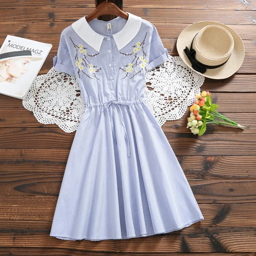 Mori Dievča Letné Šaty 2019 Ženy Krátky Rukáv Kvetinové Výšivky Elbise Modré Pruhované A-line Bavlnené Šaty Bežné Roztomilý Vestidos