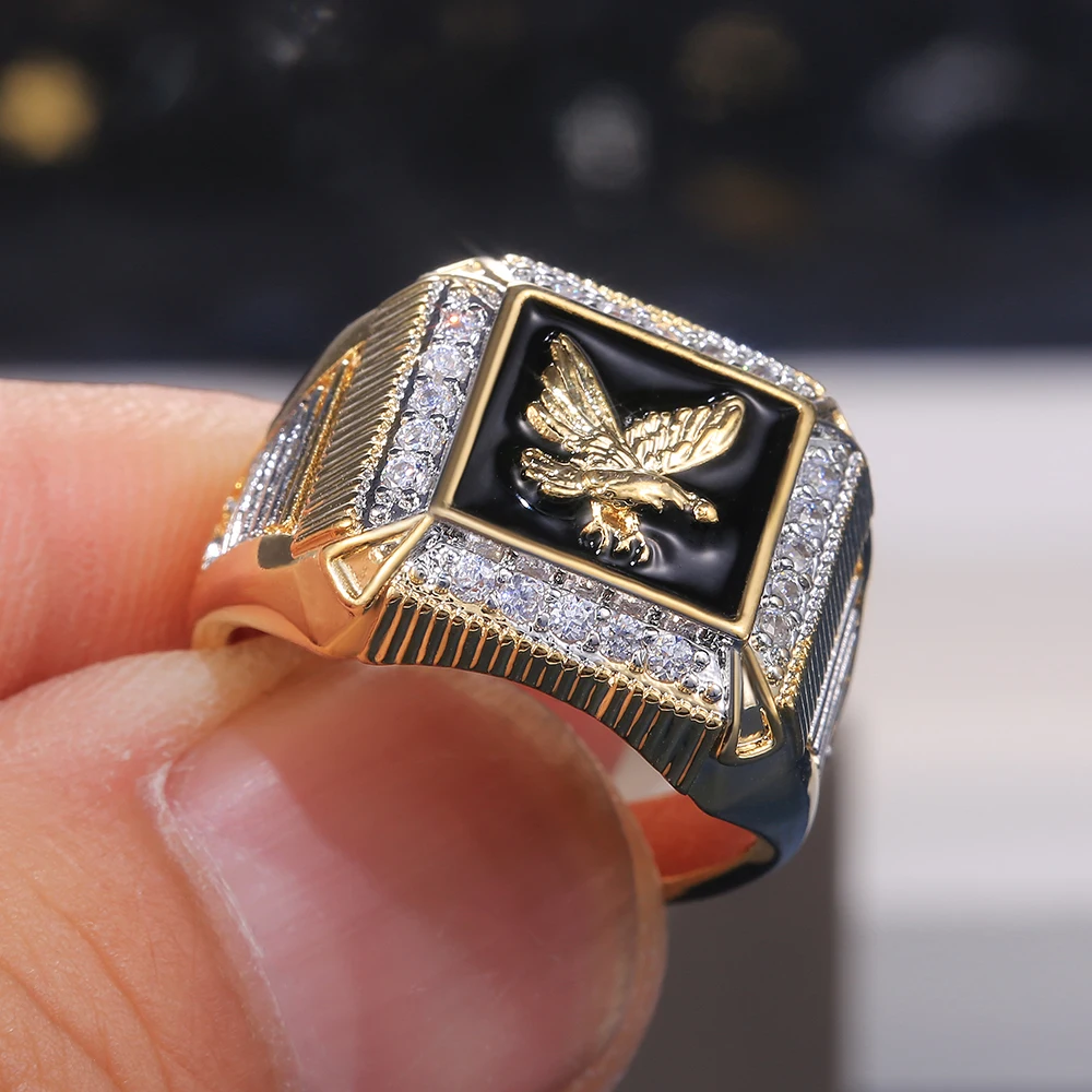 Muži Móda Punku Zlatá Farba Eagle Krúžok Indickej White Crystal Zirkón Prstene pre Ženy Boho Strany Šperky, Snubné Prstene D5M652
