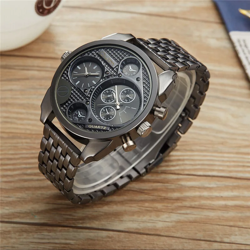 Oulm Starožitné pánske Luxusné Náramkové Hodinky Muž Analóg Quartz Hodiny, Duálny Čas, Pásmo Oceľové Watchband Vojenské Zlaté Náramkové hodinky