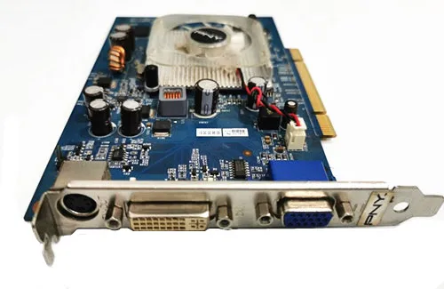 PNY GeForce 8400GS duálne zobrazovanie reálnych pamäť 512 MB rozhranie PCI Karty TV, DVI, VGA 1pcs doprava zadarmo