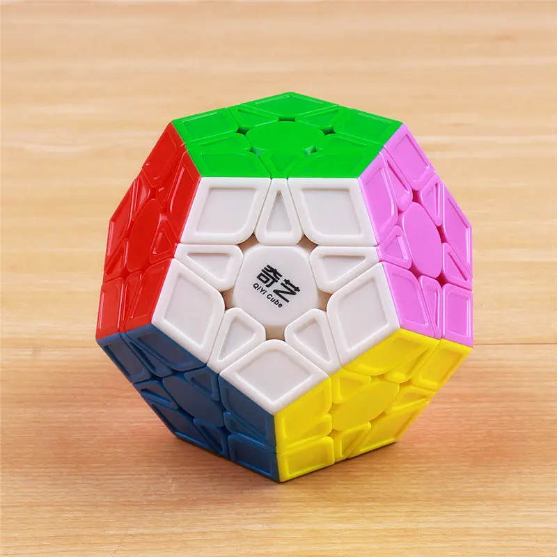 Qiyi Qiheng päť magic cube nálepky profesionálnej úrovni 3 piatich magic cube 12 tváre spomaliť a dekompresie magic cube