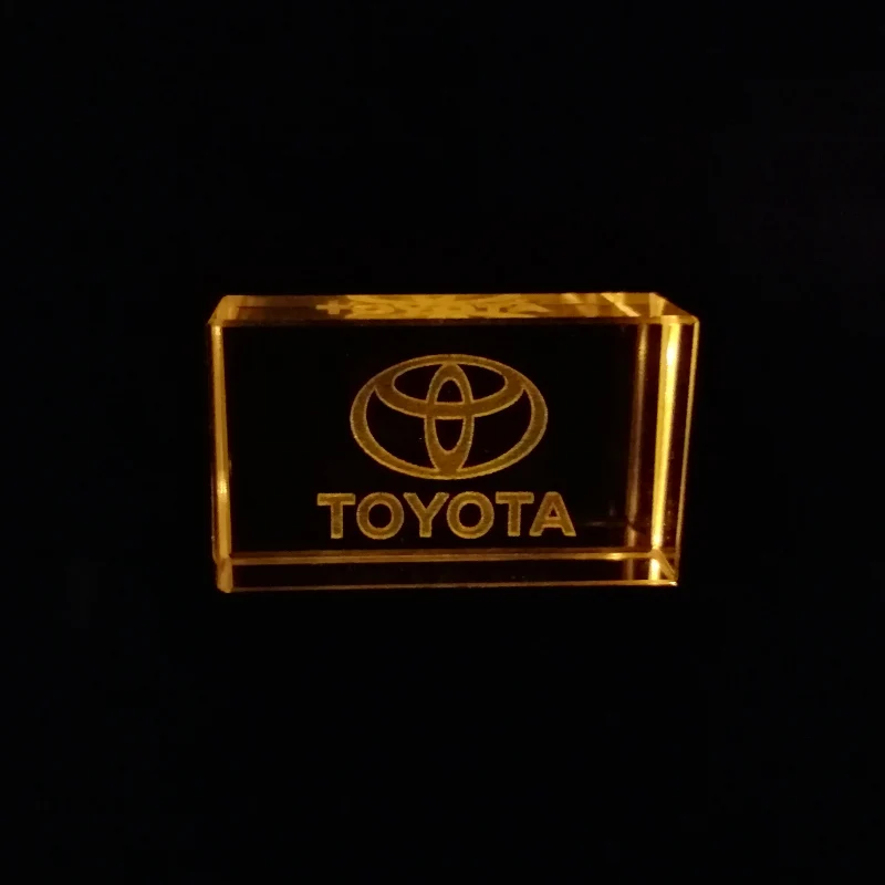 Toyota kristal + metalen USB flash disk kl ' úč 4 GB 8 GB 16 GB 32 GB, 64 GB 128 GB Externe Opslag Vlastné Logo pre pamäťovú kartu memory stick na Darček