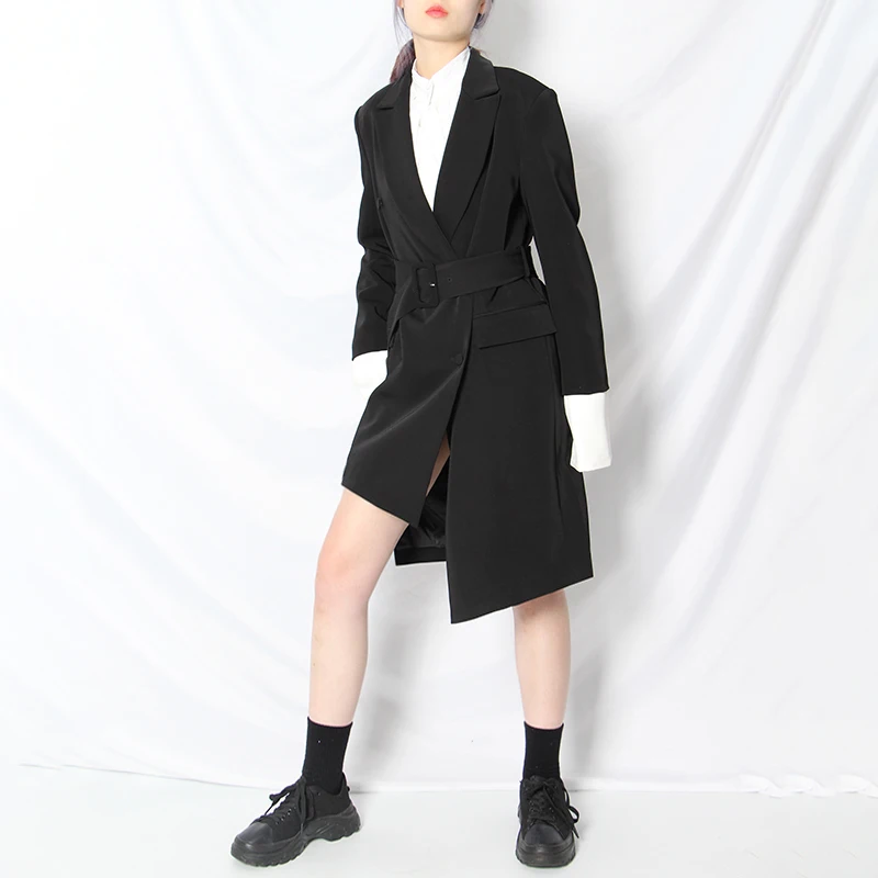 TWOTWINSTYLE Patchwork Čierne Šaty Pre Ženy s Drážkou Vysoký Pás S Oknami Elegantné Šaty Žien 2020 Letné Módy Nové Oblečenie