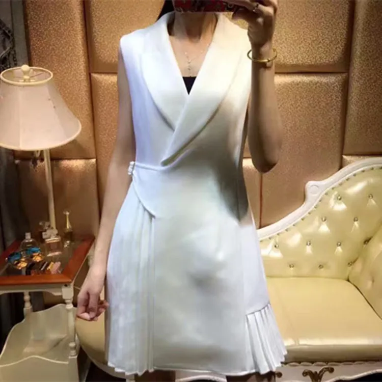 Vysoko kvalitné módne Skladaný volánikmi Vyhovovali vesta šaty žena 2020 lete nové sexy vesta bez rukávov šaty strany vestidos L712