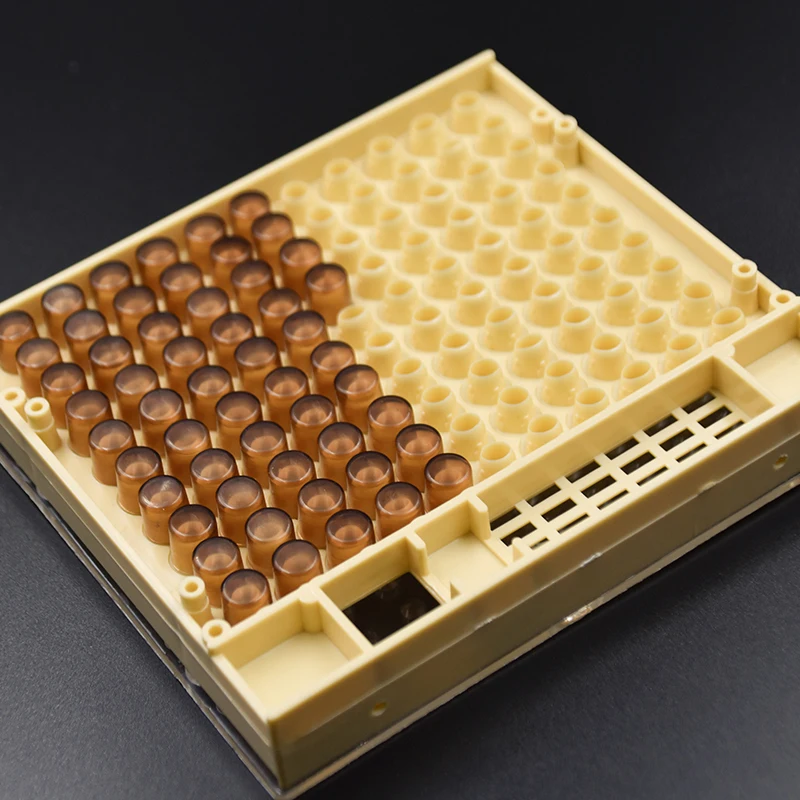 Včelárske náradie plastové Kráľovná Chov Systém Pestovania Poľa Bunky Poháre Bee Catcher Klietky Včelárskych Nástroj Zariadenia