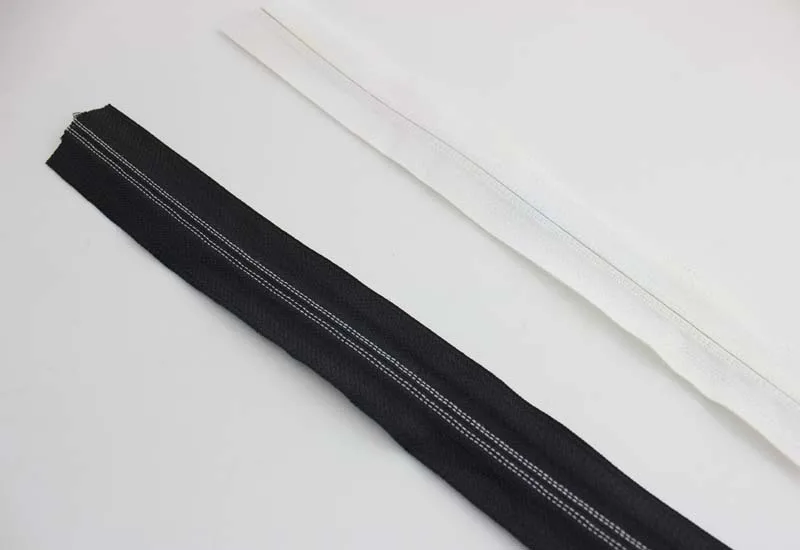 100 Metrov/roll 5# Noir Blanc Pásky Nylon Zuby Zips,Pstruh #5 Čierna Biela cievka zipsy Černoch zip veľkoobchod
