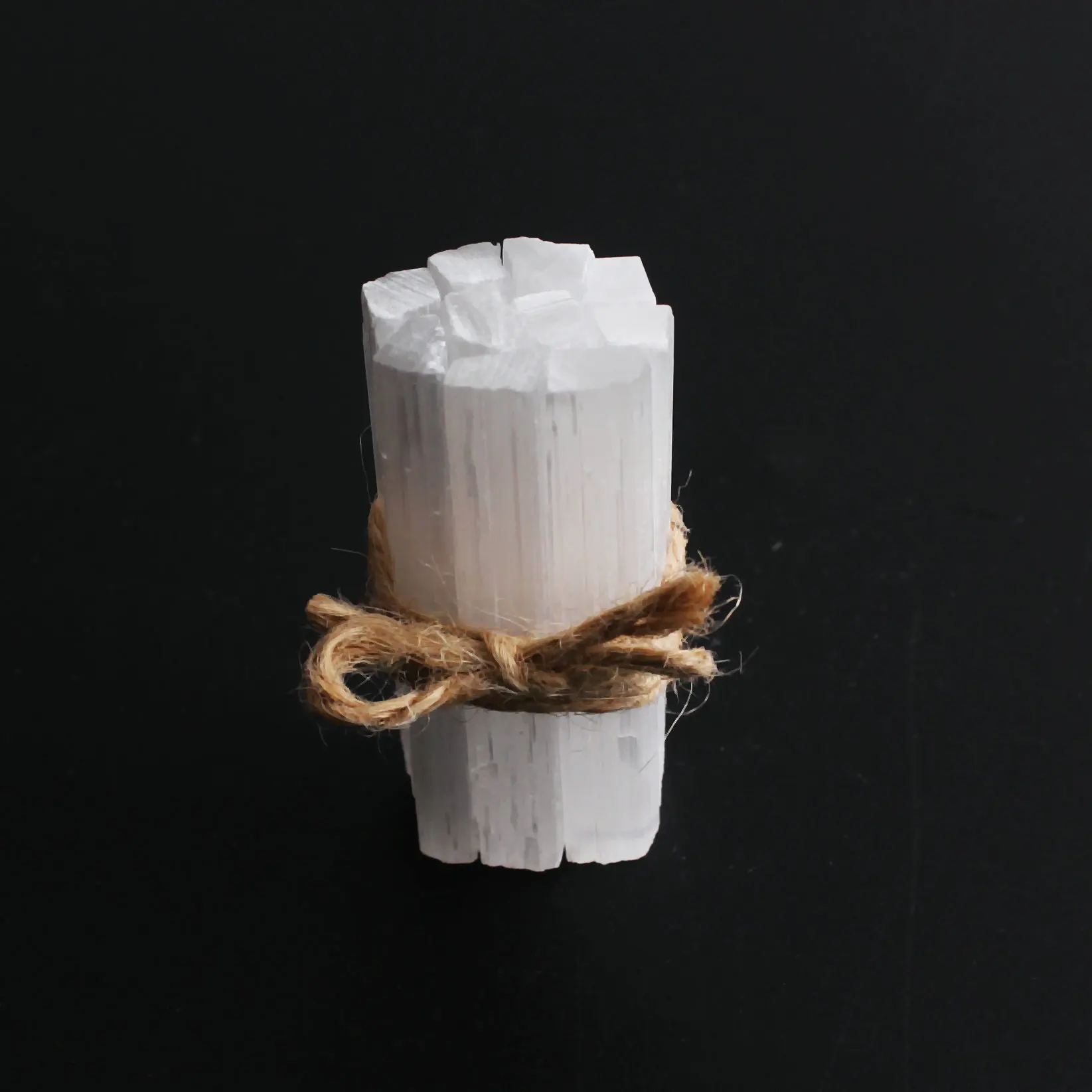 10pcs Prírodná Biela Selenite Crystal Stick Čipy Sadrové Quartz Drsné Minerálov Vzor Bod Liečivý Kameň