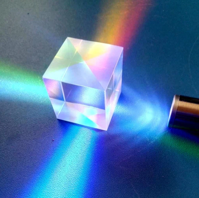 15*15*15 MM kreatívne hračky magic cube Viaceré Farebné Kombinácie Prism Fáze Lampa Objektív