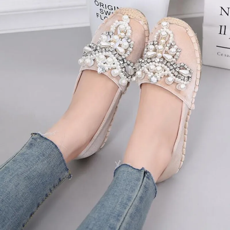 2018 Jar nové módne hot predaj ženy ležérne topánky nádherný diamant korálkové ploché topánky Drahokamu Lesklé mokasíny jednotke obuv