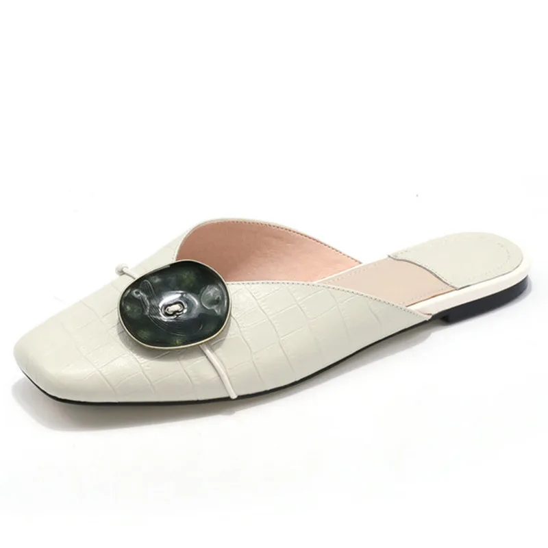 2021 Ženy, Letné Štvorcové prst nízke Podpätky Čerpadlá Originálne Kožené Topánky Žena Sandále kovové dekorácie Dámske Papuče