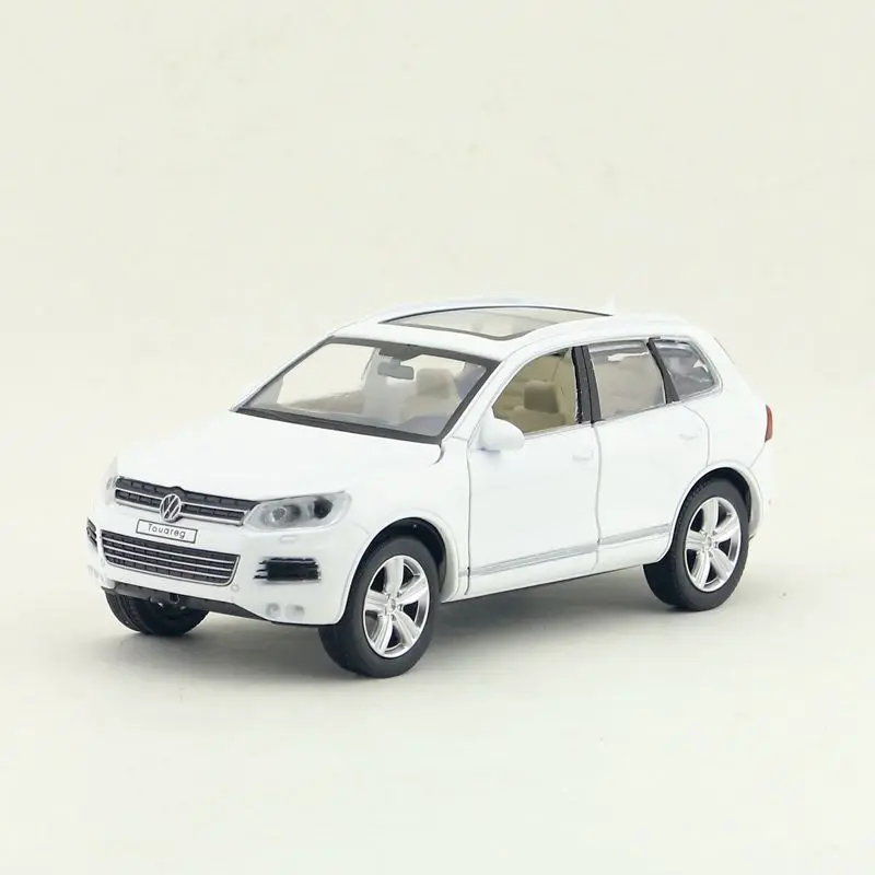 Doprava Zadarmo/Diecast Toy Model/1:32 Mierka/Volkswagen Touareg Auto/Pull Back/Sound & Light Auto/Vzdelávacie Kolekcia/Darček