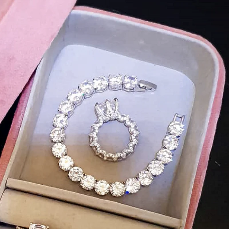 Jedenásť štýl 925 Sterling Silver Simulované Diamond Svadobné Zapojenie Koktail topaz Drahokam Prstene pre Ženy Šperky Veľkoobchod