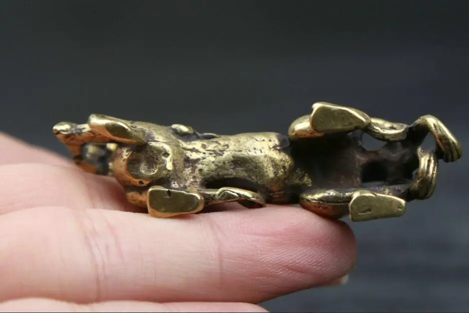 Malá Kuriozita Čínsky Bronz Zvierat Pixiu Pi Xiu Jednorožec Zviera Bohatstvo Socha