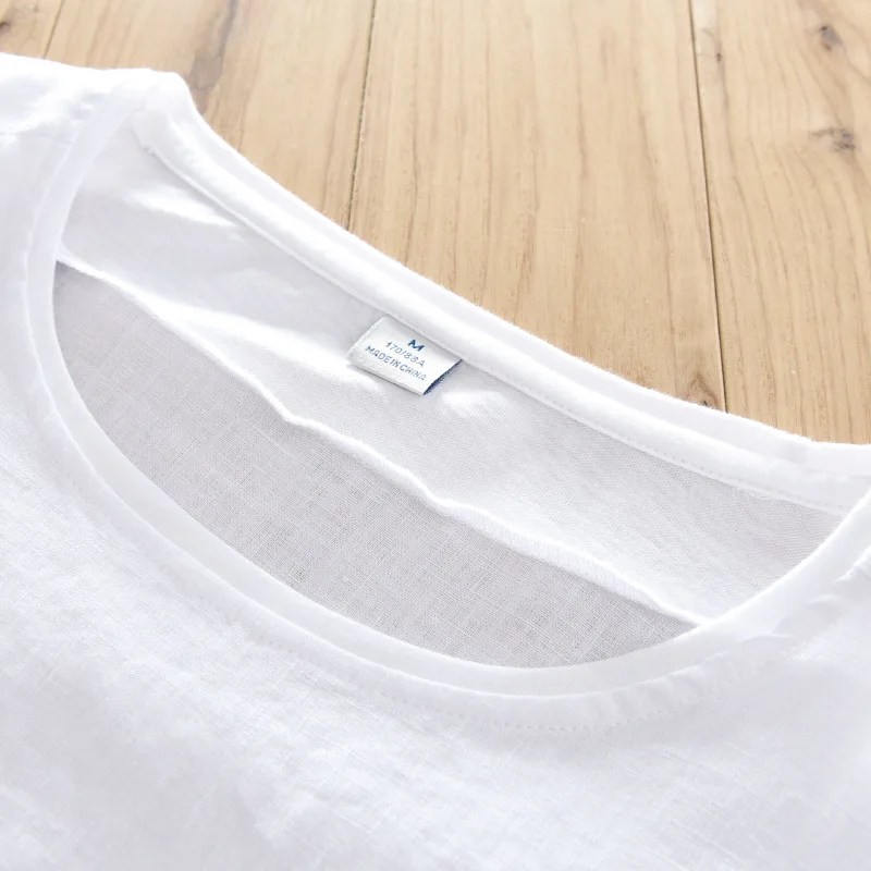 Muži 2019 Letné Módne Značky Japonskom Štýle Veľryba Výšivky Bavlnená posteľná Bielizeň Krátky Rukáv O-neck T-shirt Muž Bežné Tenké Tee Tshirts