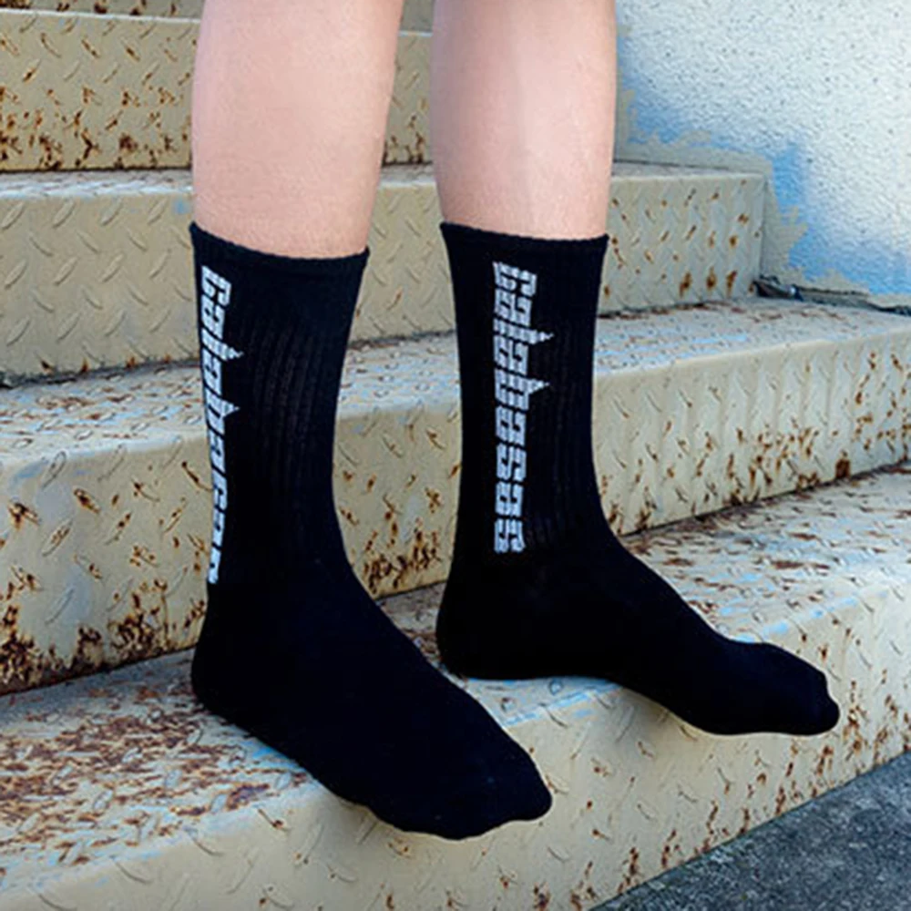 Nové Módne Mužov Bavlnené Ponožky Ženy Streetwear Kanye West In Posádky Ponožky Hip Hop List Calabasas Ponožky Dlho Skateboard Ponožka