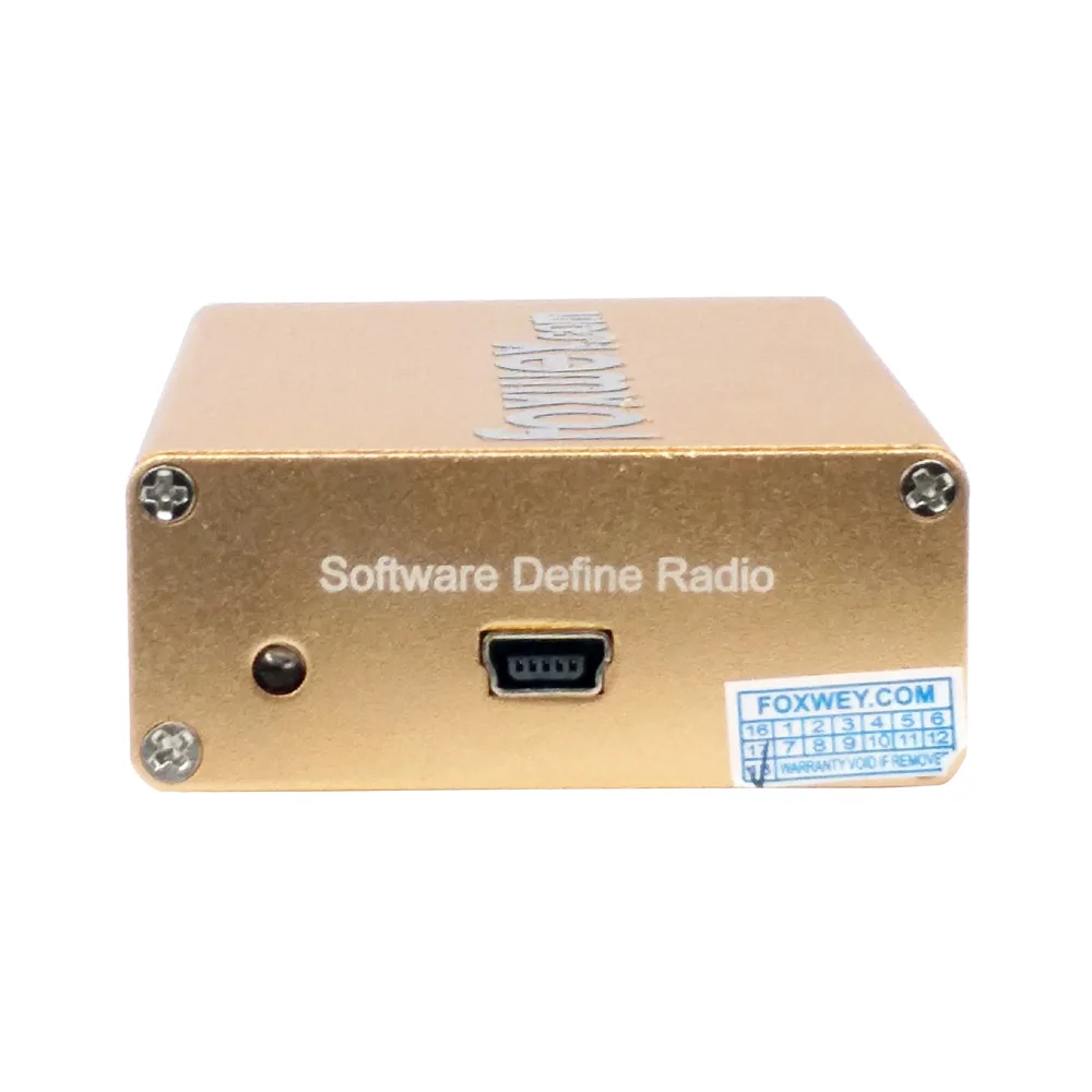 Nové RTL SDR s RTL2832U R820T2 TXCO 0,5 PPM SMA HF príjem full band nízkošumový Zosilňovač,