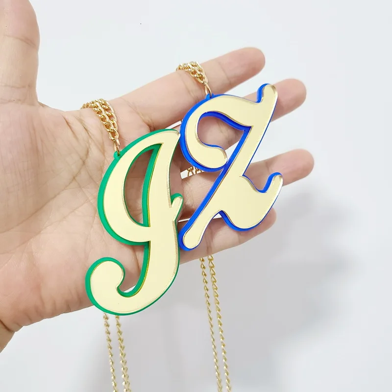 Počiatočné cursive font list náhrdelník ženy akryl laser náhrdelník staré anglické písmo reťaze цепочка collier цеп