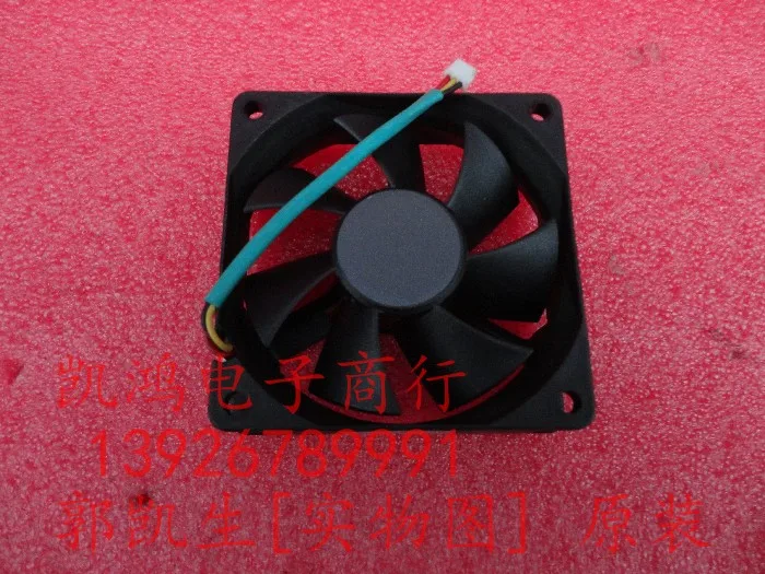 PRE D101E rýchlosť merania projektor Chladenie ventilátorom Chladič 7 CM AD07012HX207300 7020 12V 0.23 A GM1207PKVX-A B708.R.GN 3WIRE