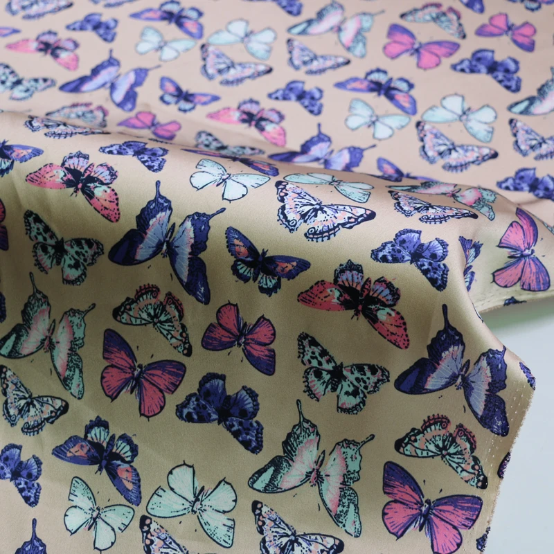 100 cm*150 cm Mäkké Krepové Satin Charmeuse Materiál Tkanina Butterfly Design
