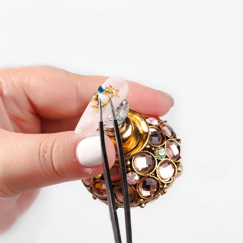 1Pc Retro Magnetické Nail Art Držiteľ Ukazuje Polica Rose Gold Školenia Displej Crystal False Nechty Tip Praxi DIY Manikúra Nástroj