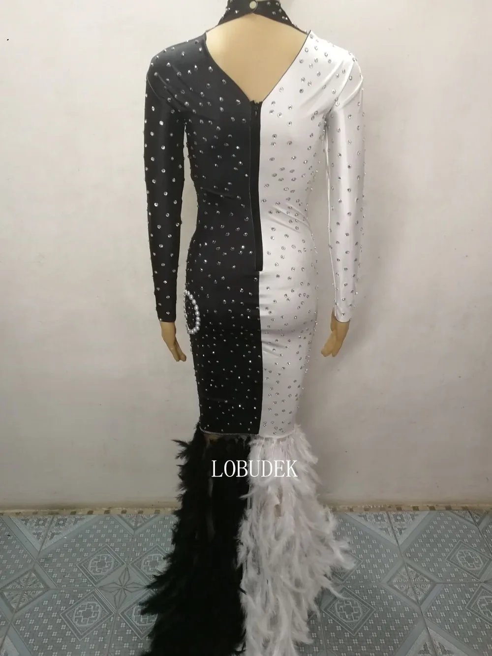 2019 Čierne Biele Perie Perly Dlhé Šaty Kamienkami Fishtail Šaty Večerné Strany Žien Spevák Hosť Fáze Oblečenie Kostým