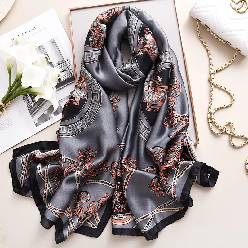 2020 new vysoká kvalita imitácia hodvábu Dámy šátek elegantný kvetinový tlač ženy šatku 5 farby k dispozícii opaľovací krém šatka