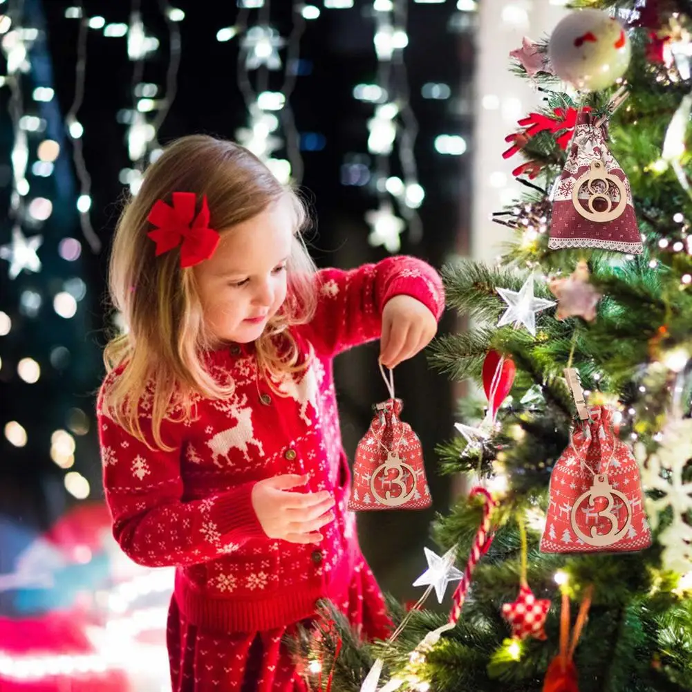 24PCS Vianočný Adventný Kalendár Časovač Taška Visí Candy Darčekové Vrecúška Puzdro DIY Vianočné Dekorácie s Klipy Nálepky Lano