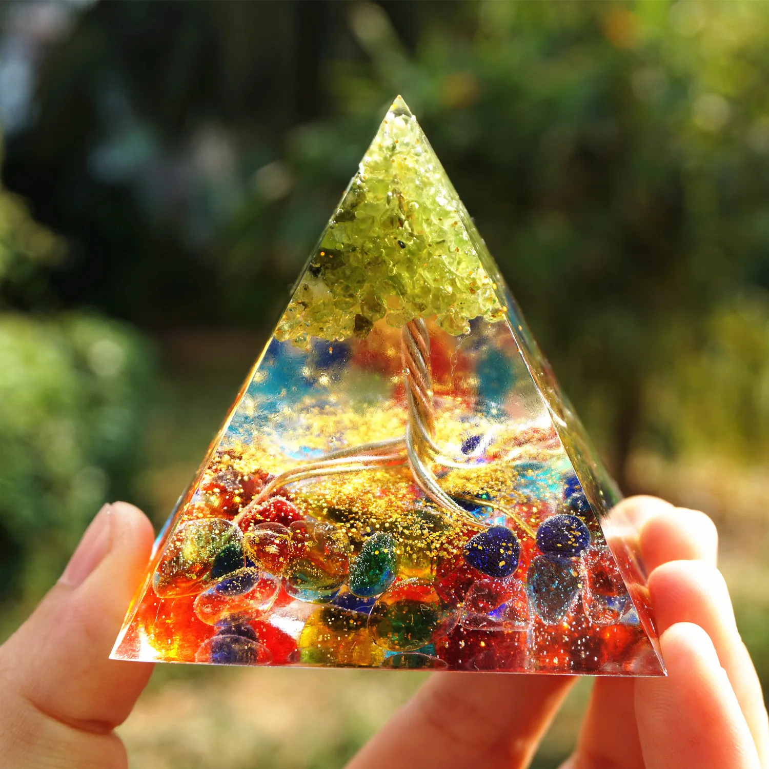 60 mm Orgonite Pyramídy Strom Života Energie Čakier Reiki Meditaiton Nástroj Peridot Rainbow Fluorite Crystal Orgone Akumulátor