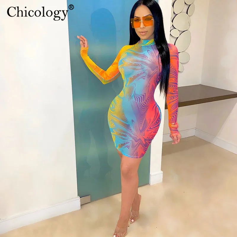 Chicology Geometrické Gradient Tlač Bodycon Mini Šaty 2020 Klesnúť Sexy Klub Party Oblečenie Žien Zimné Oblečenie, Streetwear Módy