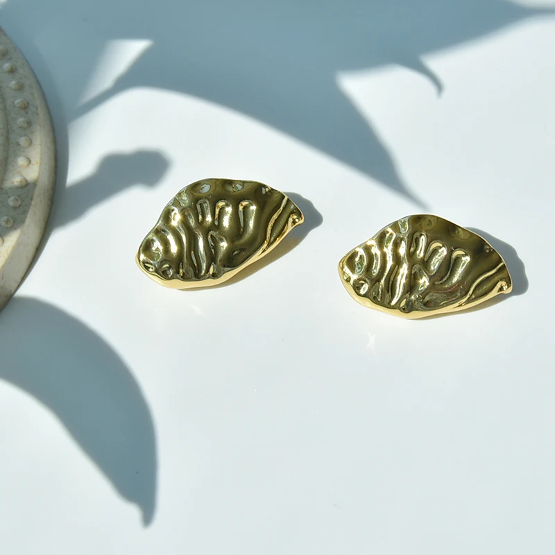 Európske a Americké shell náušnice, módne jednoduché prehnané dizajn retro temperament lotus leaf náušnice žena