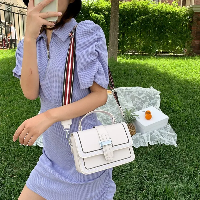Módna taška cez rameno 2020 nové dámske kožené malé námestie taška luxusné dizajnér jednoduchý messenger taška biela kabelka 6 farieb