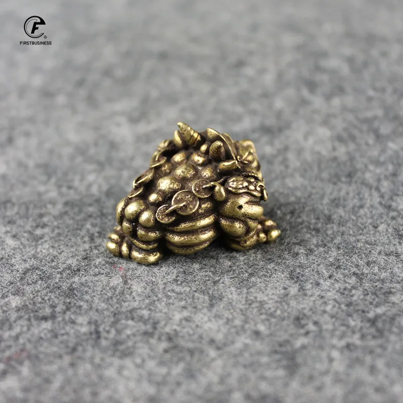 Pevné medené Žaba Feng Shui Ropucha Čínsky Zlatý Žaba, Peniaze, Šťastie, Šťastie, Bohatstvo Office Stola Ornament Domova Šťastie Dary