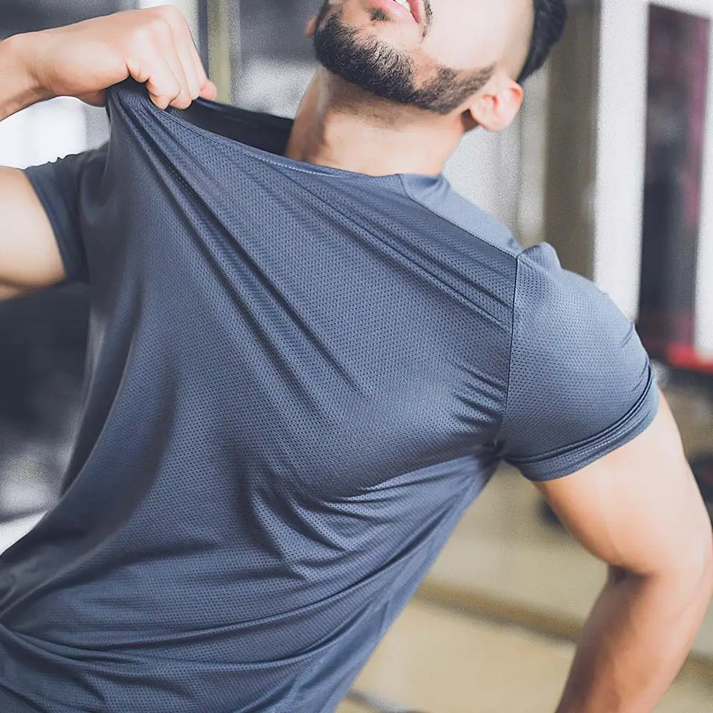 Pre NewGiavnvay mužov športová Mikro-elastické tričko Rýchle sušenie v Pohode hodvábne priedušná Oka Fitness tréning Beží Krátky rukáv