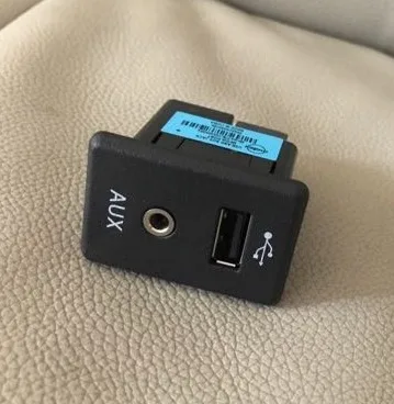 Pôvodný pre Nissan 2018 Qashqai Sylphy Teana Bluebird x-trail Rádio DA Displej USB/AUX Zásuvka pre LANNIA