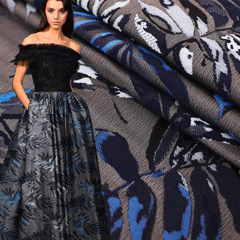 Svetlo luxusné oblečenie tkaniny nádherné vzor žakárové tkaniny šijací materiál pre módne dámske oblečenie a bytový textil